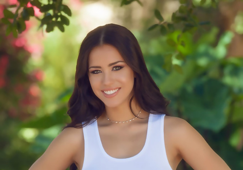 Alina Lopez Flashes Her Tits